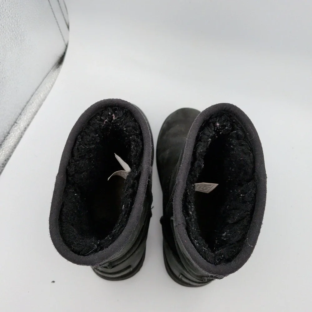 UGG Classic Short II Black Leather Sheepskin Boot Waterproof Girls 3 101964K Kid